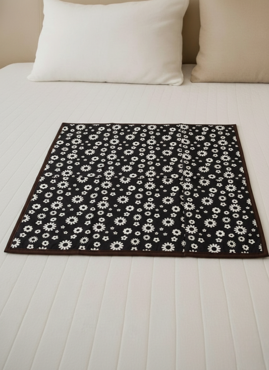 RYKA Reversible Food Mat Bed Server|Floral Design Printed | Water Proof PVC Material | Bedsheet Protector |Size 36 x 36 | Black & Grey (Pack Of 1)